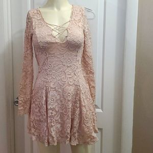 🔥3x15🔥forever 21 light pink women dress size M